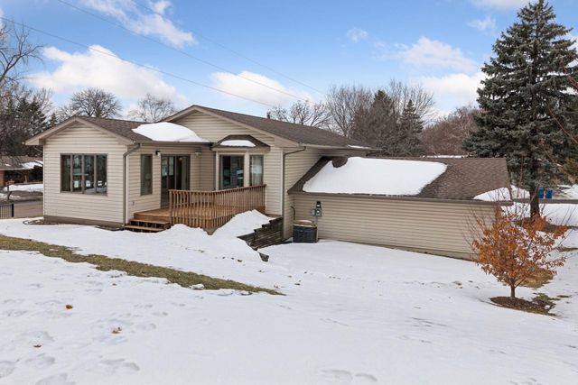 13725 Oakland Drive, Burnsville, MN 55337