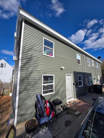 28-28A Ash Street, Nashua, NH 03060