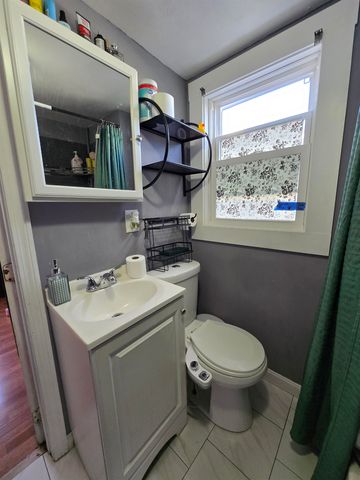 28-28A Ash Street, Nashua, NH 03060