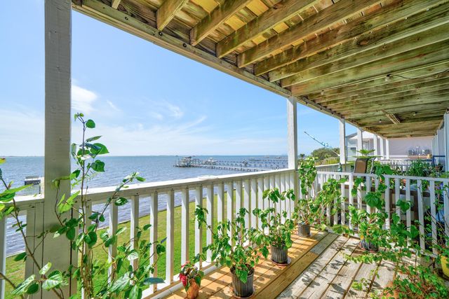 5539 Soundside Drive K, Gulf Breeze, FL 32563