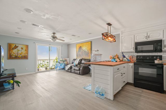 5539 Soundside Drive K, Gulf Breeze, FL 32563