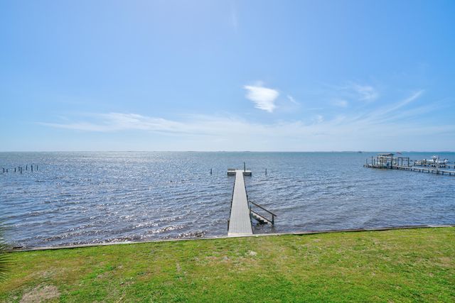 5539 Soundside Drive K, Gulf Breeze, FL 32563