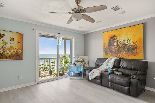 5539 Soundside Drive K, Gulf Breeze, FL 32563