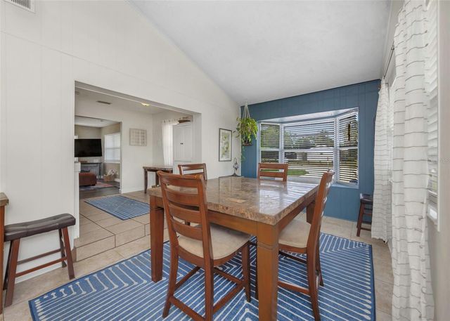 4502 W PEARL AVENUE, Tampa, FL 33611