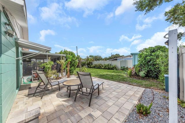 4502 W PEARL AVENUE, Tampa, FL 33611