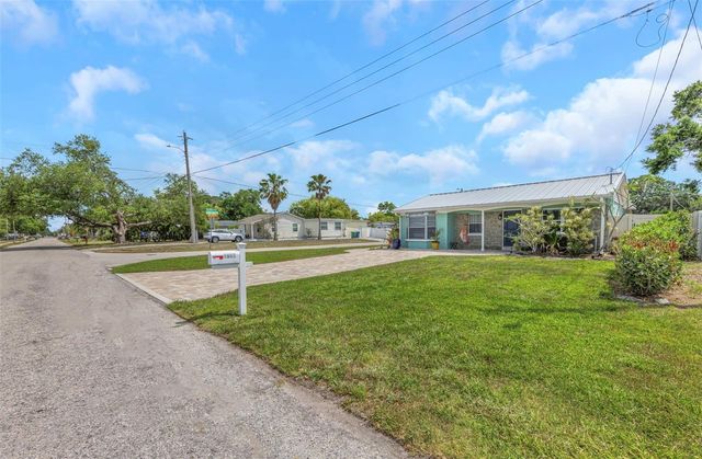 4502 W PEARL AVENUE, Tampa, FL 33611