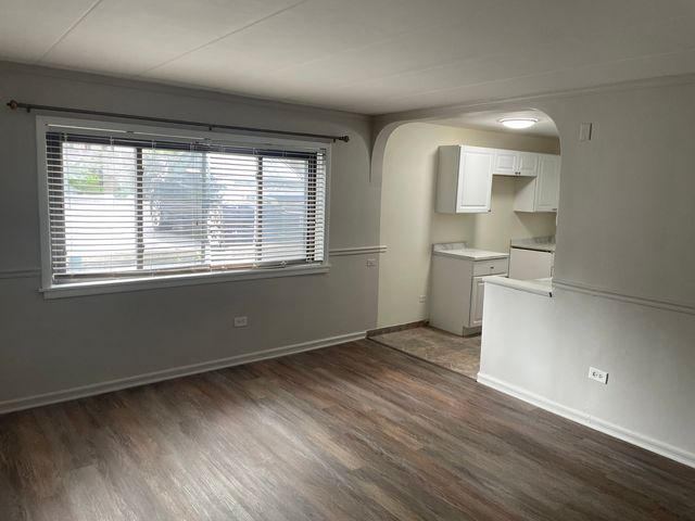 109 S Elmwood Avenue 9, Oak Park, IL 60302