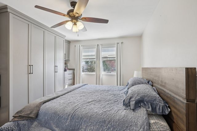 105 Grant Ave, South Bound Brook Boro, NJ 08880