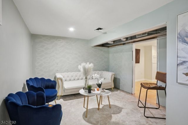 105 Grant Ave, South Bound Brook Boro, NJ 08880