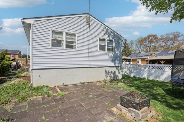 105 Grant Ave, South Bound Brook Boro, NJ 08880