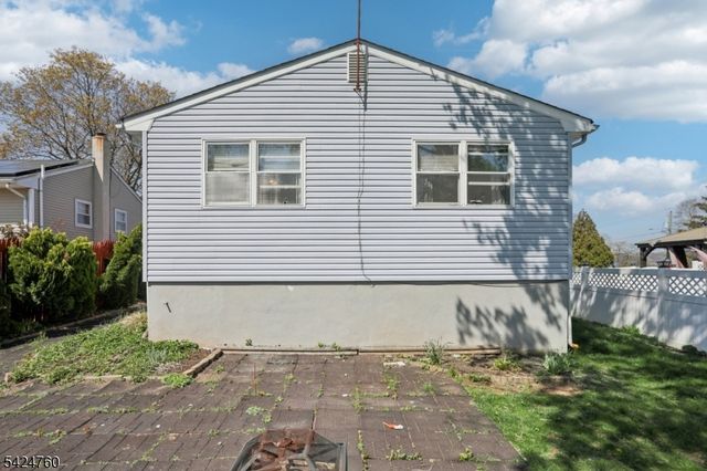 105 Grant Ave, South Bound Brook Boro, NJ 08880