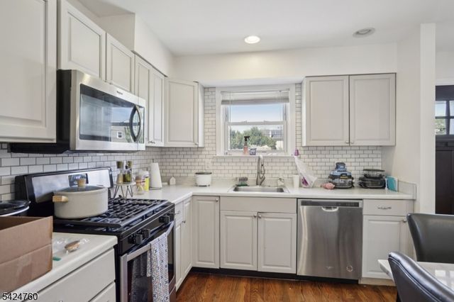 105 Grant Ave, South Bound Brook Boro, NJ 08880