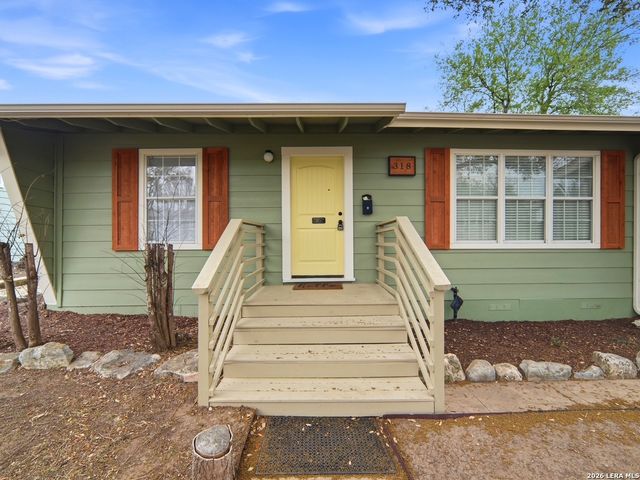 318 Blakeley, San Antonio, TX 78209