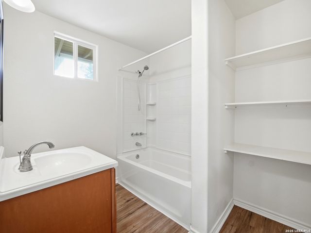 318 Blakeley, San Antonio, TX 78209