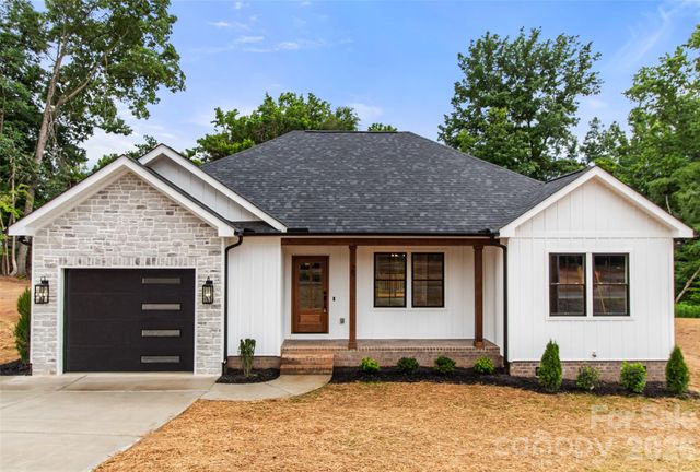 29 Hartman Place, Concord, NC 28027