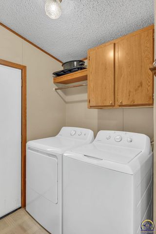 337 SE 46th ST, Topeka, KS 66609