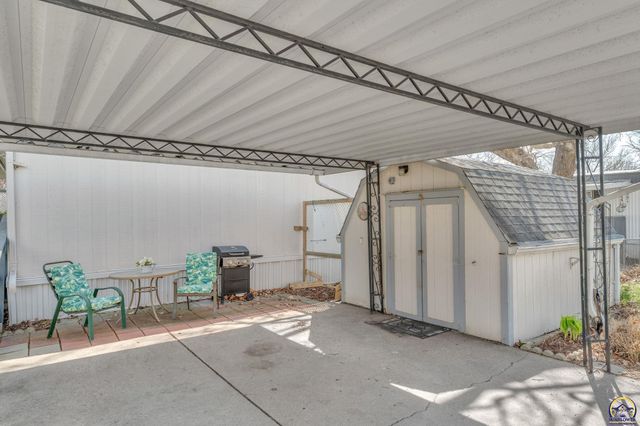 337 SE 46th ST, Topeka, KS 66609