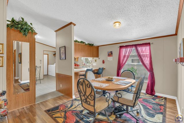 337 SE 46th ST, Topeka, KS 66609