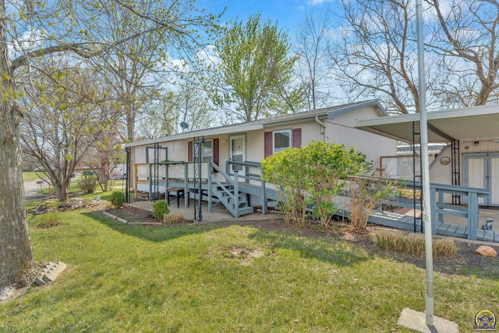 337 SE 46th ST, Topeka, KS 66609