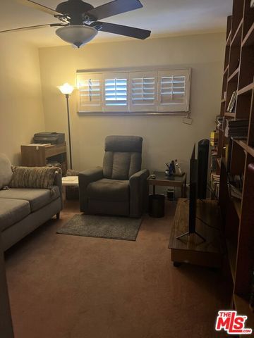 6213 S Fairfax Avenue, Los Angeles, CA 90056