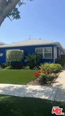 6213 S Fairfax Avenue, Los Angeles, CA 90056