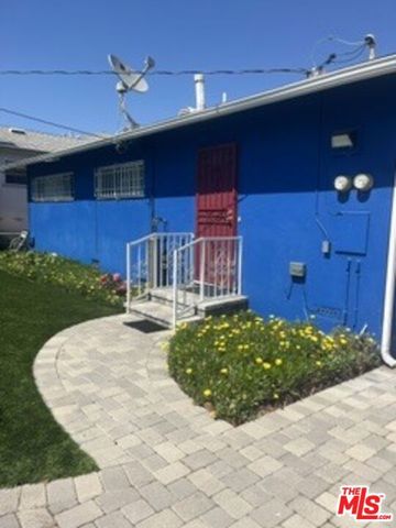 6213 S Fairfax Avenue, Los Angeles, CA 90056