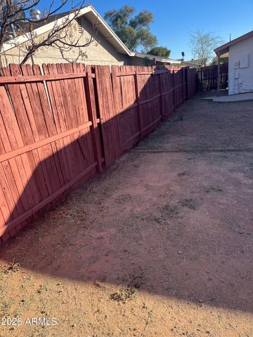 5656 W ALICE Avenue, Glendale, AZ 85302