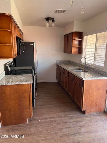 5656 W ALICE Avenue, Glendale, AZ 85302