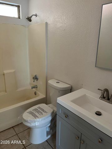 5656 W ALICE Avenue, Glendale, AZ 85302