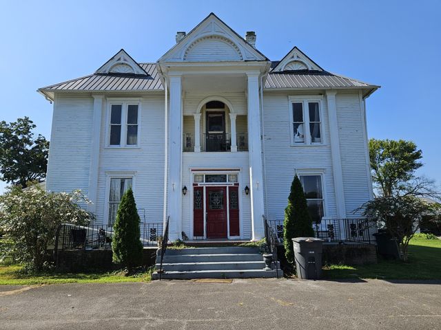 1208 Washington St, W, Fayetteville, TN 37334