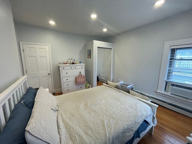 176 W. Sixth St. 3, Boston, MA 02127