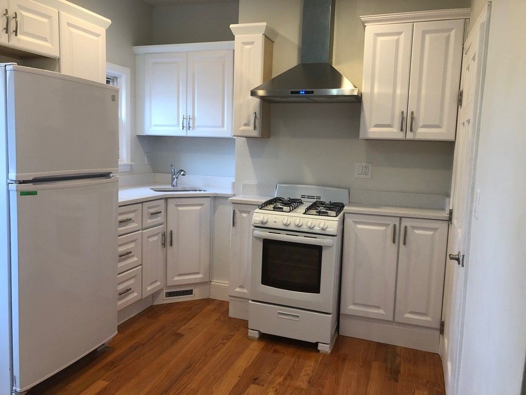 176 W. Sixth St. 3, Boston, MA 02127