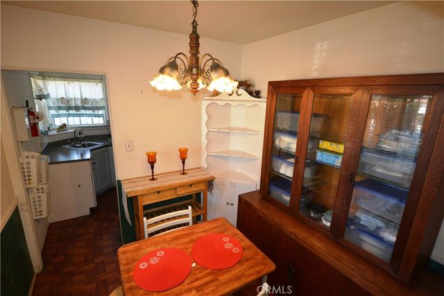 6421 Radford, Los Angeles, CA 91606