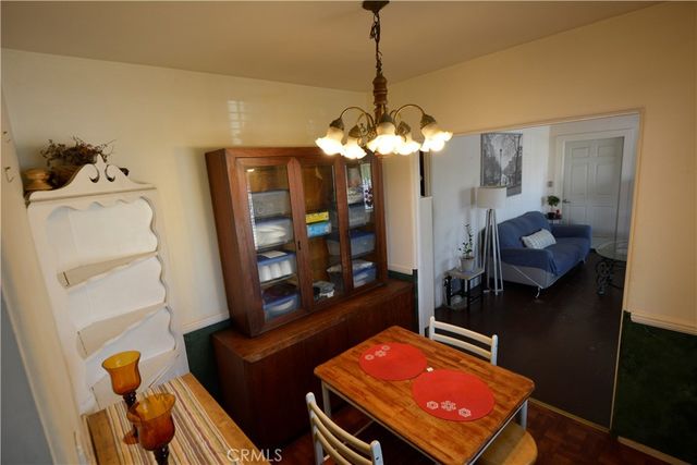 6421 Radford, Los Angeles, CA 91606