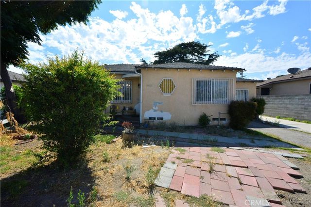 6421 Radford, Los Angeles, CA 91606