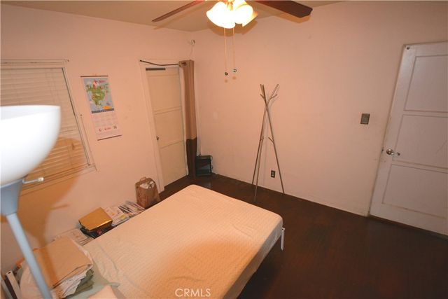 6421 Radford, Los Angeles, CA 91606