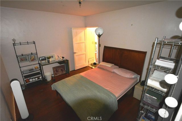 6421 Radford, Los Angeles, CA 91606