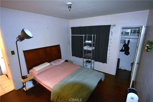 6421 Radford, Los Angeles, CA 91606