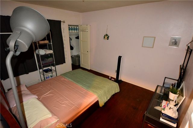 6421 Radford, Los Angeles, CA 91606