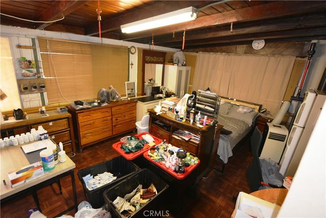 6421 Radford, Los Angeles, CA 91606