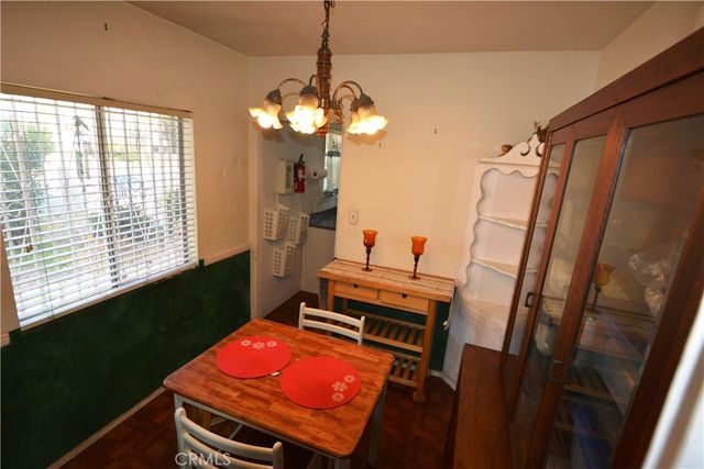 6421 Radford, Los Angeles, CA 91606