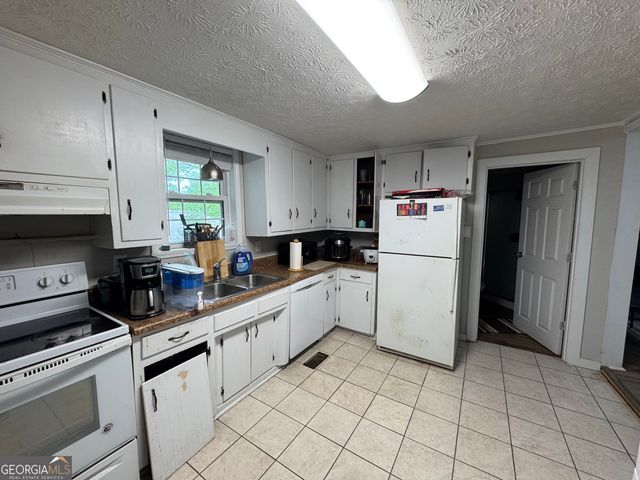 1734 Broad Street A, Athens, GA 30601