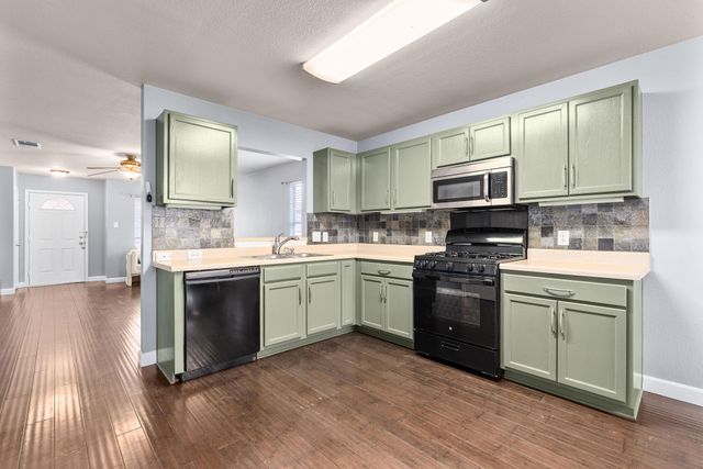 2716 Breezy Point CV, Round Rock, TX 78665