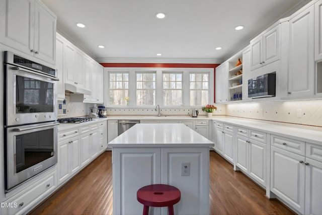 104 Mill Run Drive, Chapel Hill, NC 27514