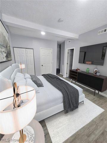 1138 E 331st Street, Eastlake, OH 44095