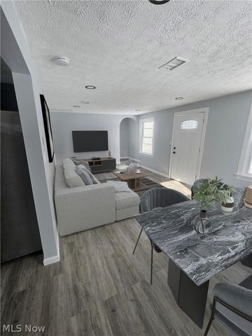 1138 E 331st Street, Eastlake, OH 44095