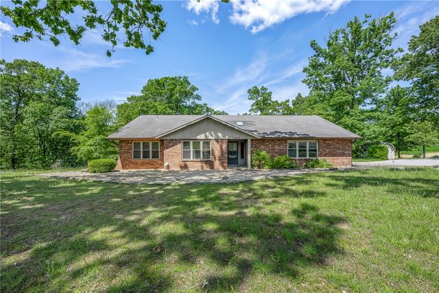 11683 Oak Hills Drive, Bentonville, AR 72712