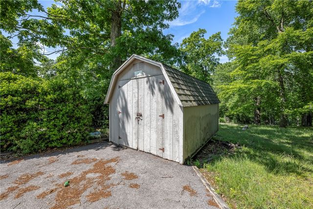 11683 Oak Hills Drive, Bentonville, AR 72712