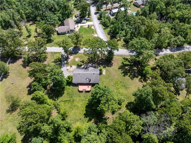 11683 Oak Hills Drive, Bentonville, AR 72712