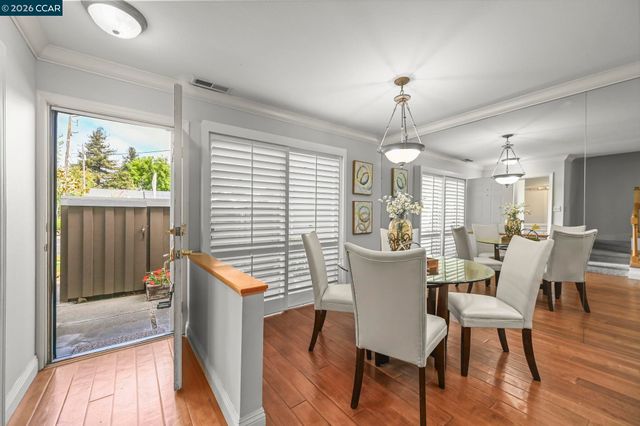 1218 Hookston Rd, Concord, CA 94518